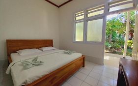 Bajo Hotel